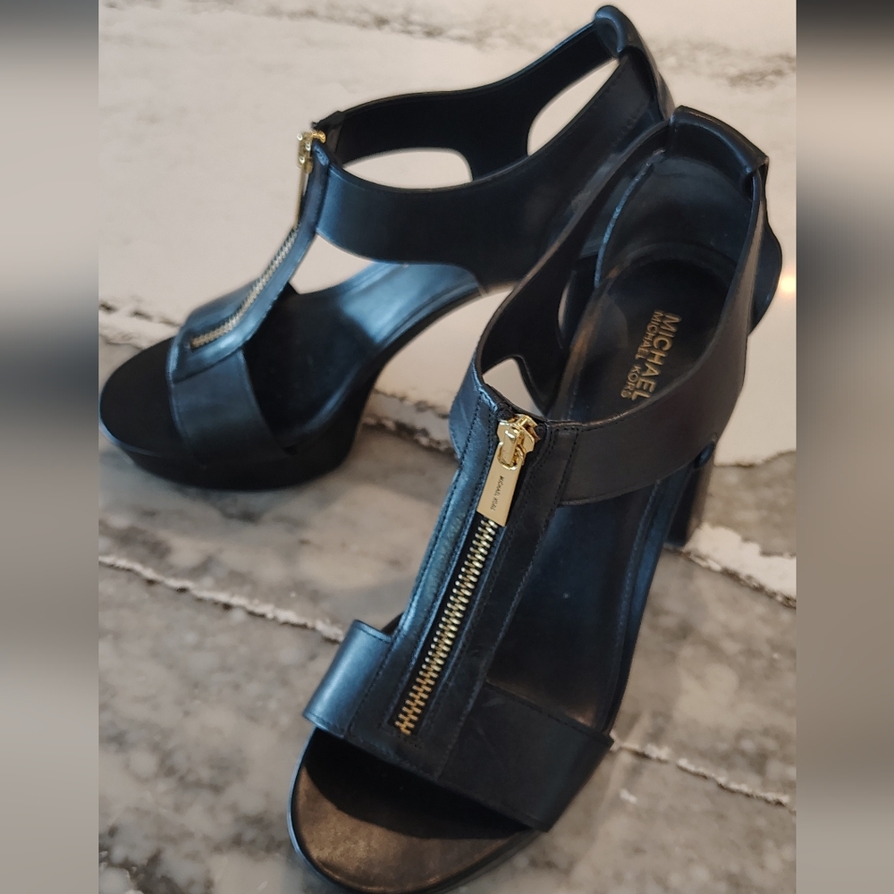 Michael Kors Black Leather Zip-Front Platform Sandals - Picture 6 of 8